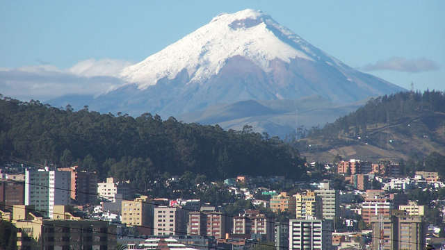 Volunteer your Design (Web or Print) skills in Ecuador to support Economic Development