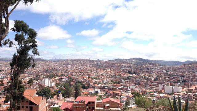 Volunteer your Communications skills in Bolivia to support Quality Education
