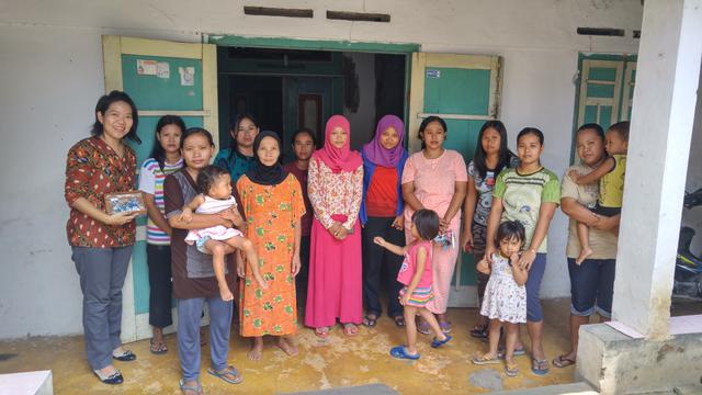 Learn social impact frameworks and use it for: Empowering Trowulan Mojokerto Women