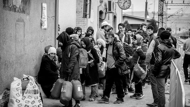 Volunteer your Crowdfunding skills in Greece to support Economic Development