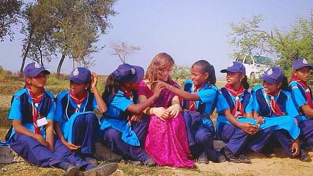Volunteer your Copywriting skills in India to support Quality Education