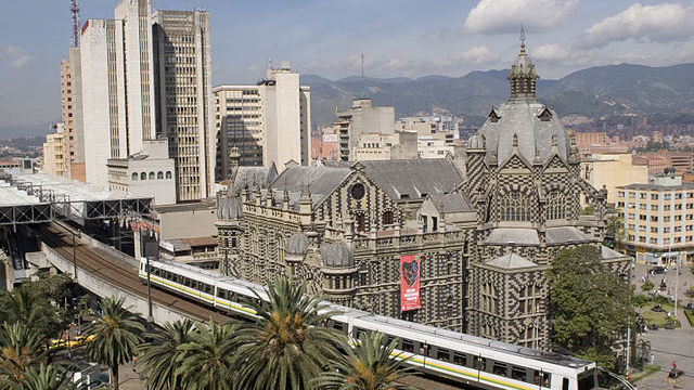 Volunteer your Design (Web or Print) skills in Colombia to support Sustainable Cities and Communities