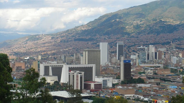 Volunteer your Brand Strategy skills in Colombia to support Sustainable Cities and Communities