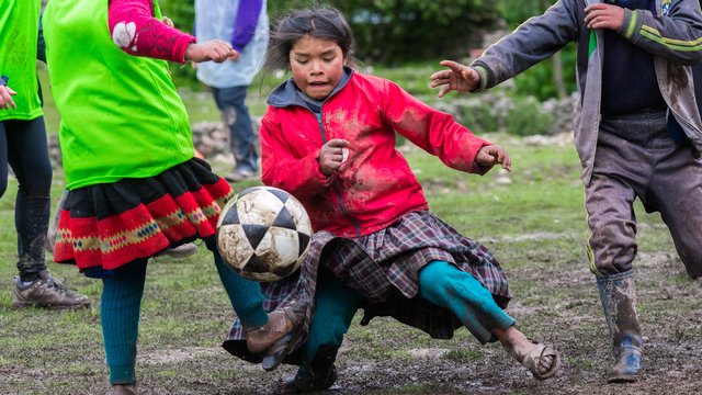 Marketing & Fundraising to Support Education through Sports in Peru's project photo